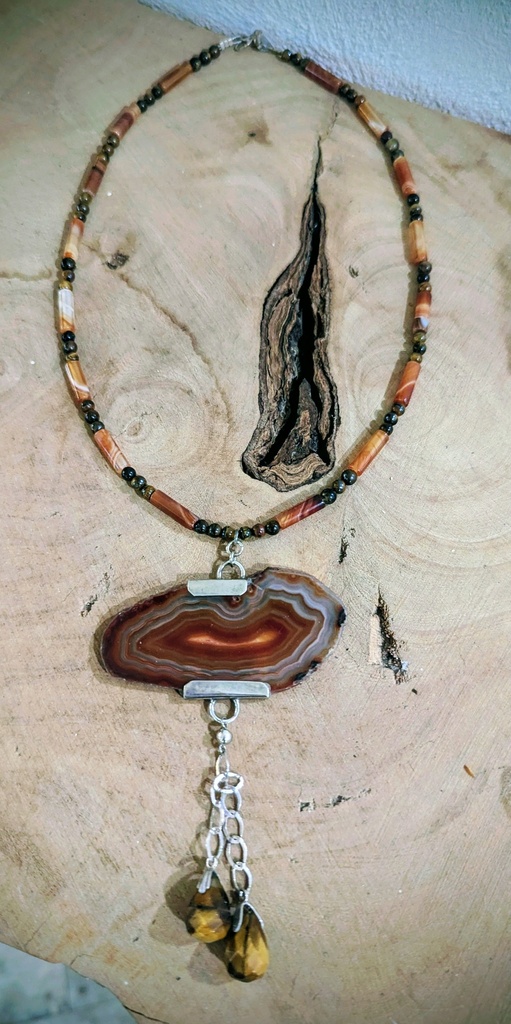 Poisson lion et perles pêche (copie)